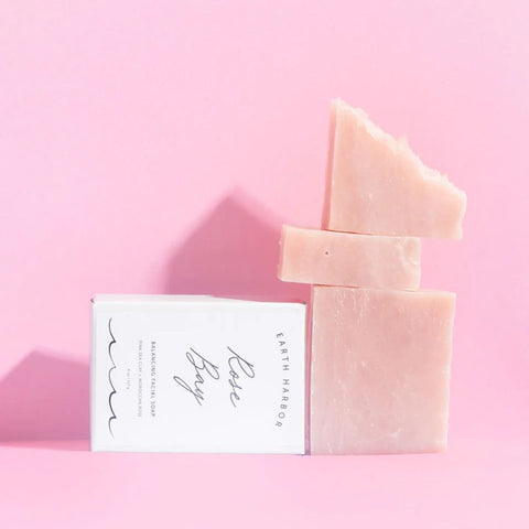 Earth Harbor | Rose Bay Balancing Facial Soap - NaturelleShop.se