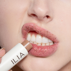 Balmy Nights Lip Exfoliator